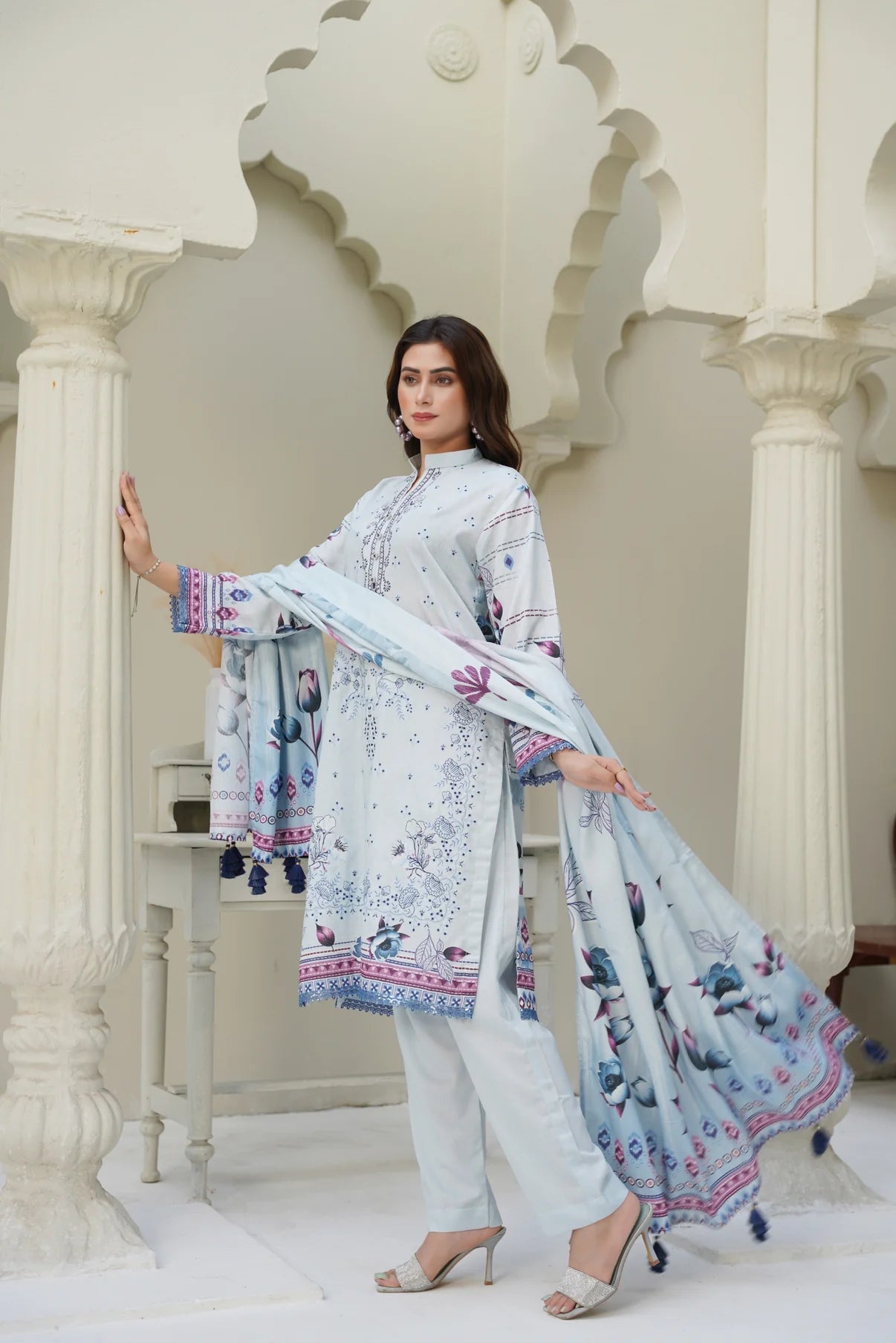 Cora By Anaya Noor Emb Karandi 3 PC D2