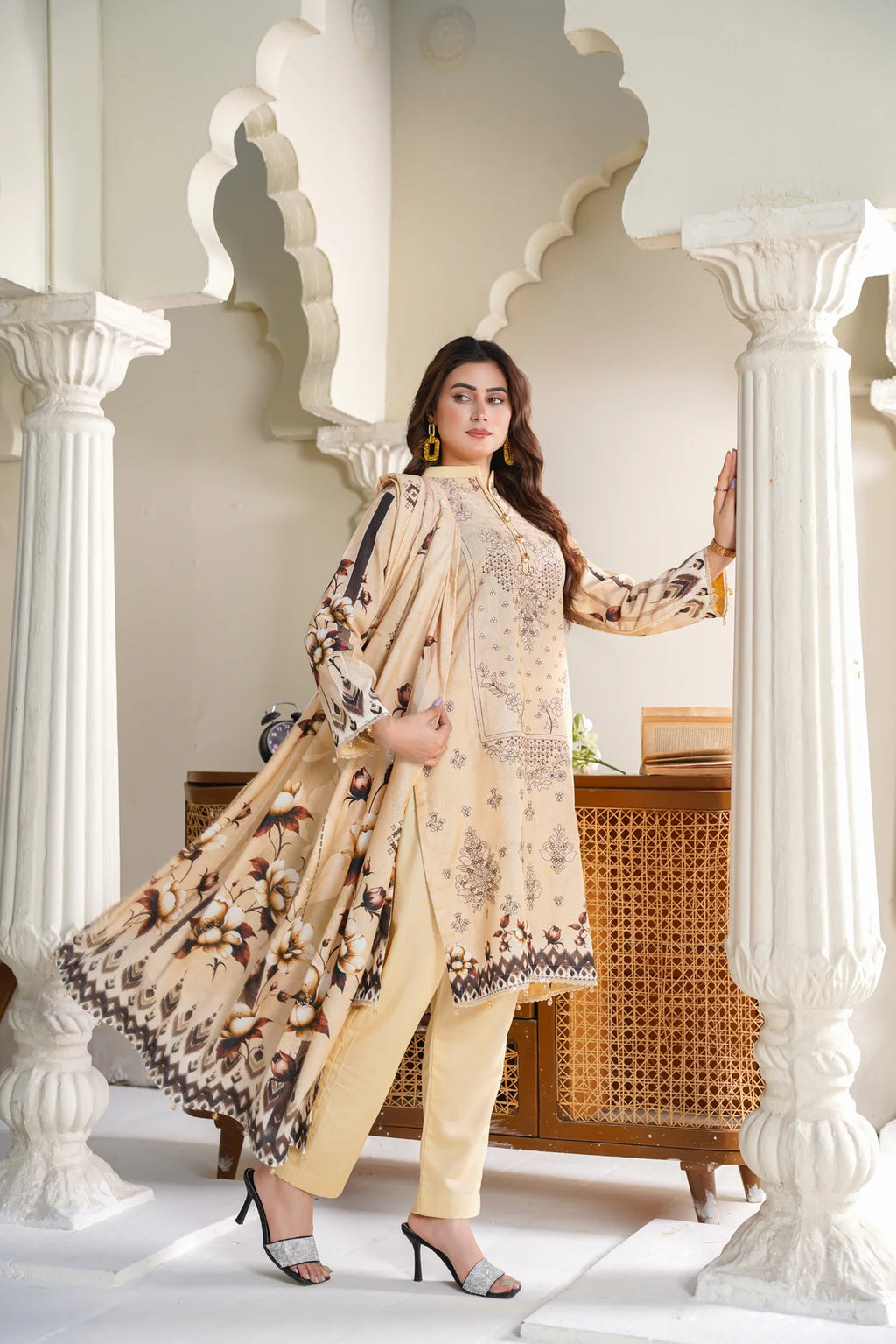 Cora By Anaya Noor Emb Karandi 3 PC D4