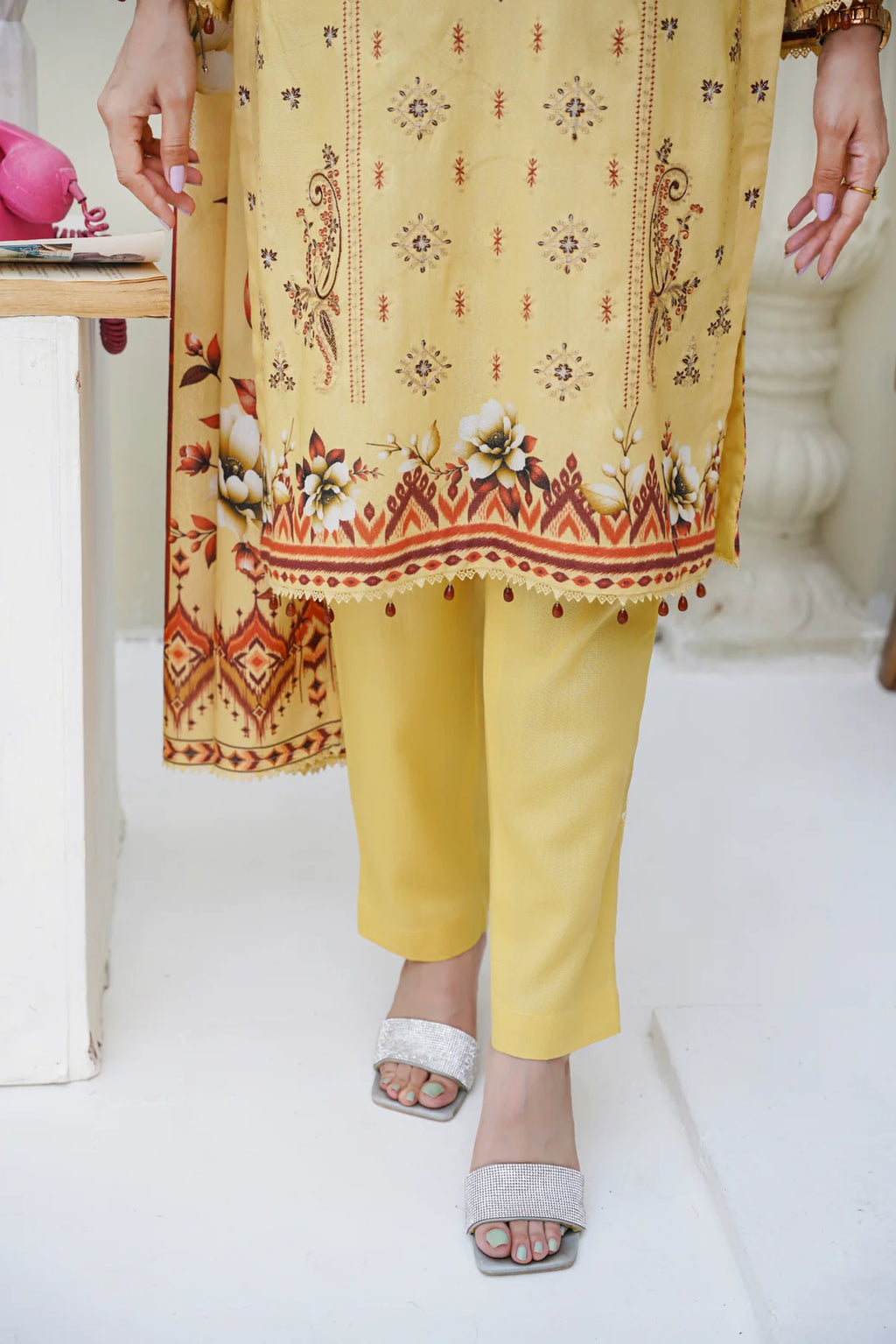 Cora By Anaya Noor Emb Karandi 3 PC D5