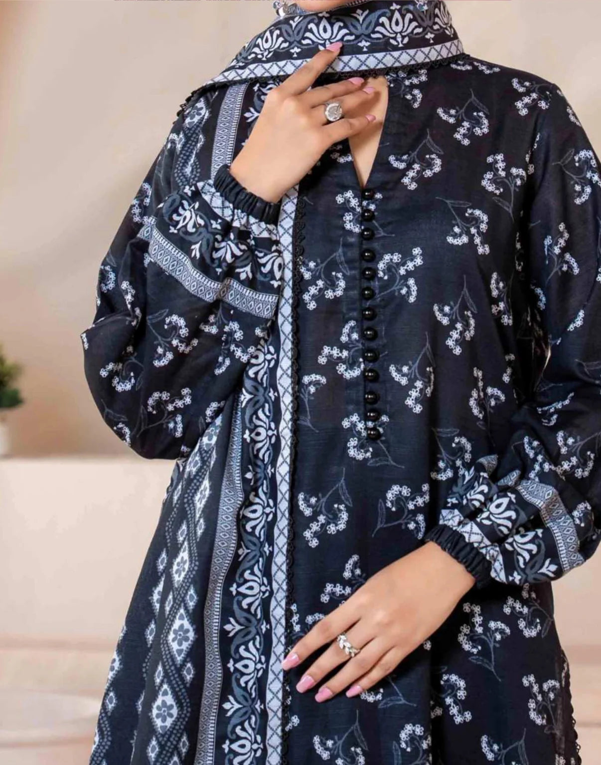 Mehnaz Airjet Printed Khaddar 3PC D1 04