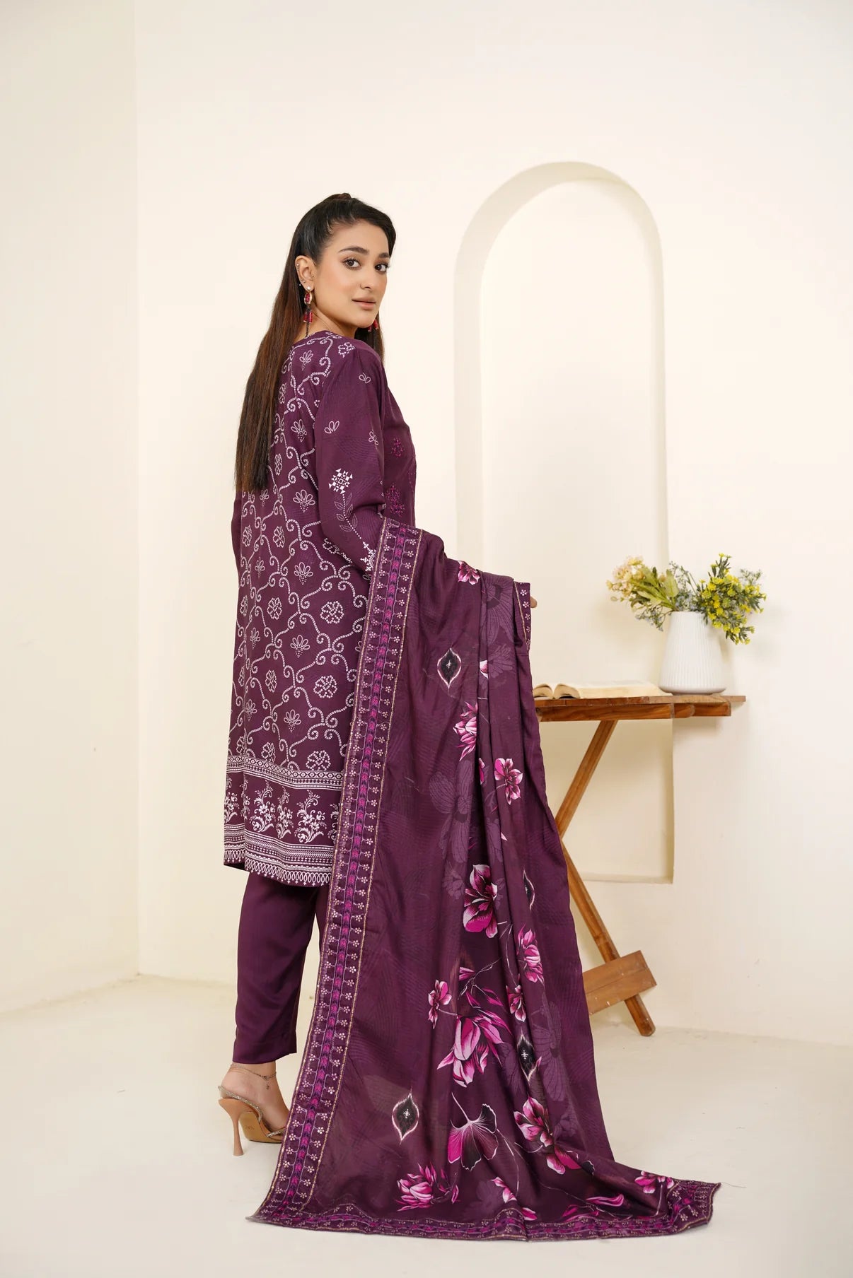 Narm o Nafees By Anaya Noor Embroidered Viscose 3PC D1