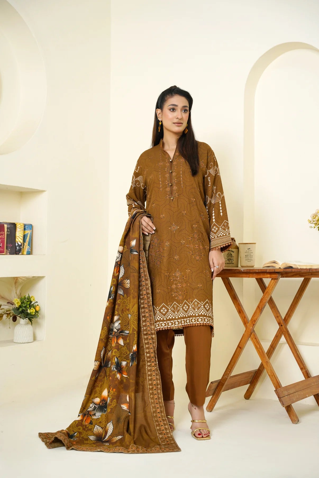 Narm o Nafees By Anaya Noor Embroidered Viscose 3PC D3