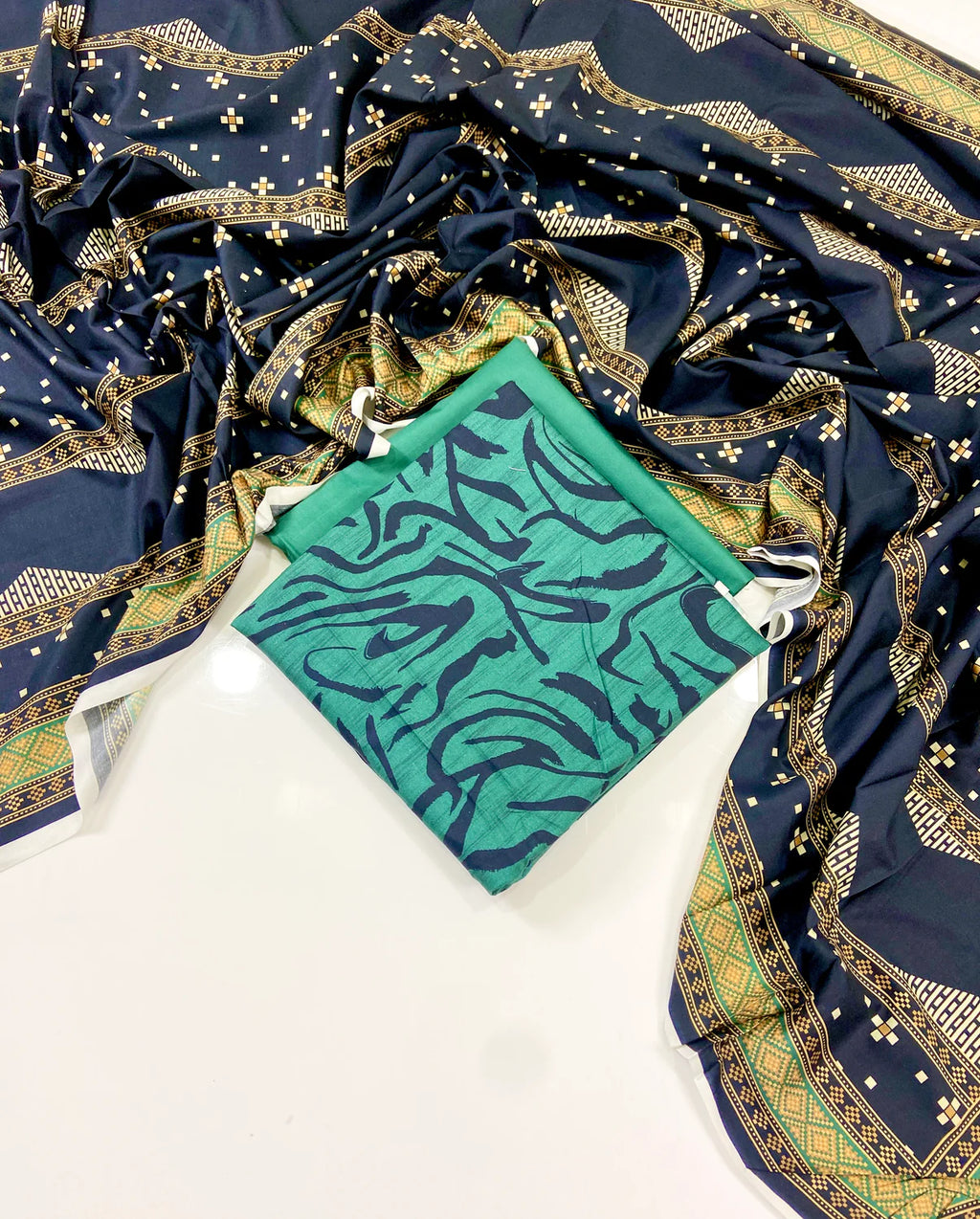 Sapphire Digital Printed Linen 3 PC D3